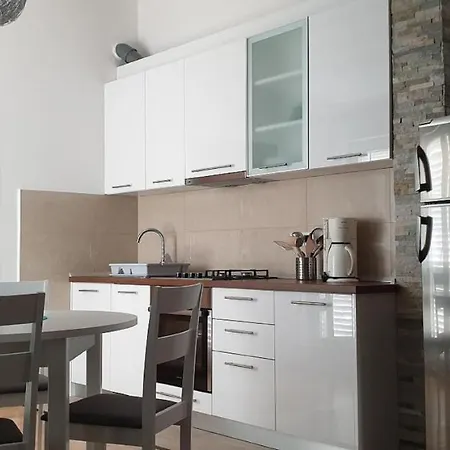 Apartments Ivanovski Rab Town Exterior photo