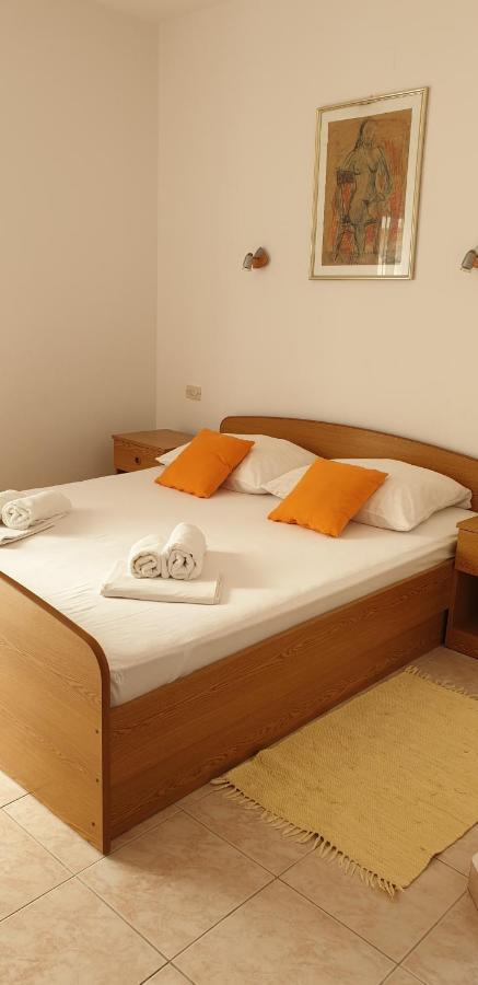 Ivanovski Apartment *