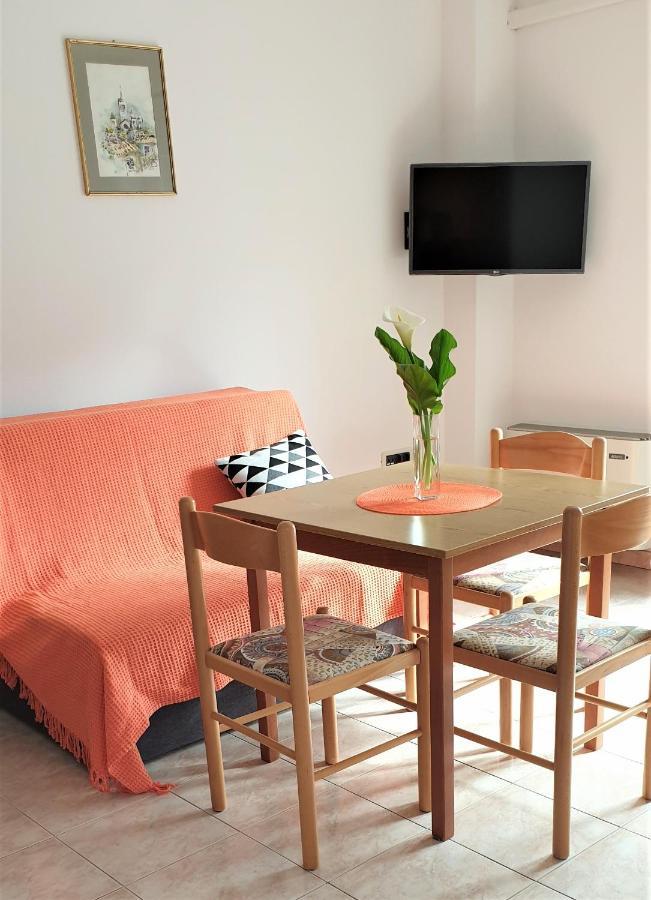 Apartment Ivanovski Rab Town
