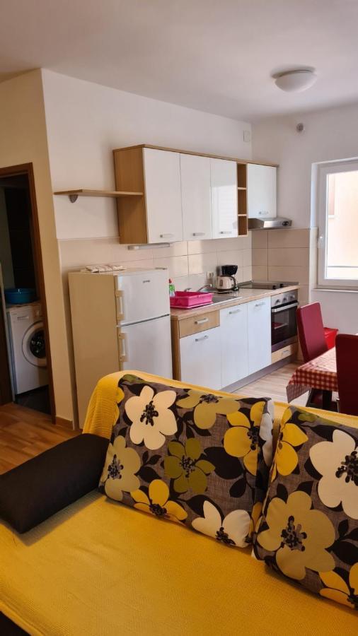 Ivanovski Apartment Rab Town