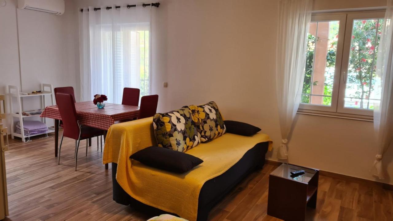 Apartment Ivanovski Rab Town